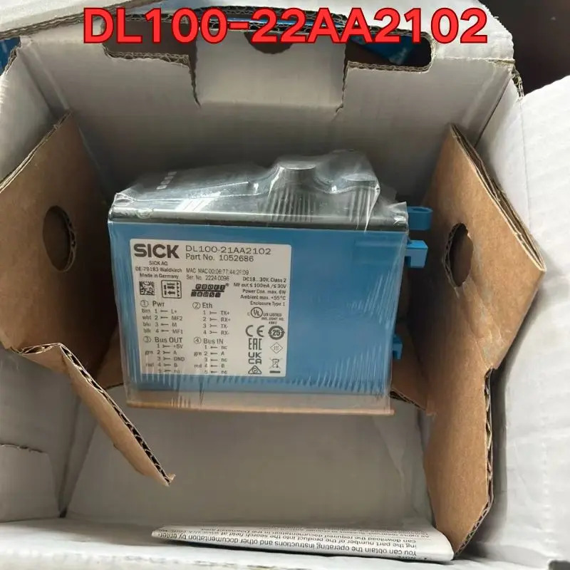 DL100-22AA2102 레이저 센서 신