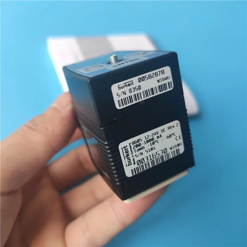 Burkert8605 비례 밸브 컨트롤러 PWM  4-20mA 00316530