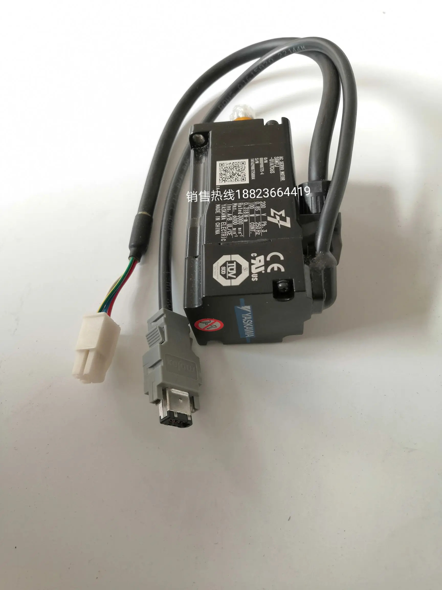 SGM호환7J-01A7C6S 오리지널 Yaskawa 서보모터 구입을 환영