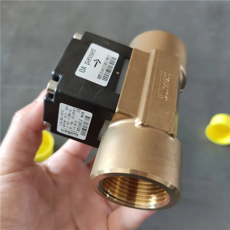 BURKERT 8012 4-20MA 유량계 00556108 00556559 00556643 다이어프램 밸브