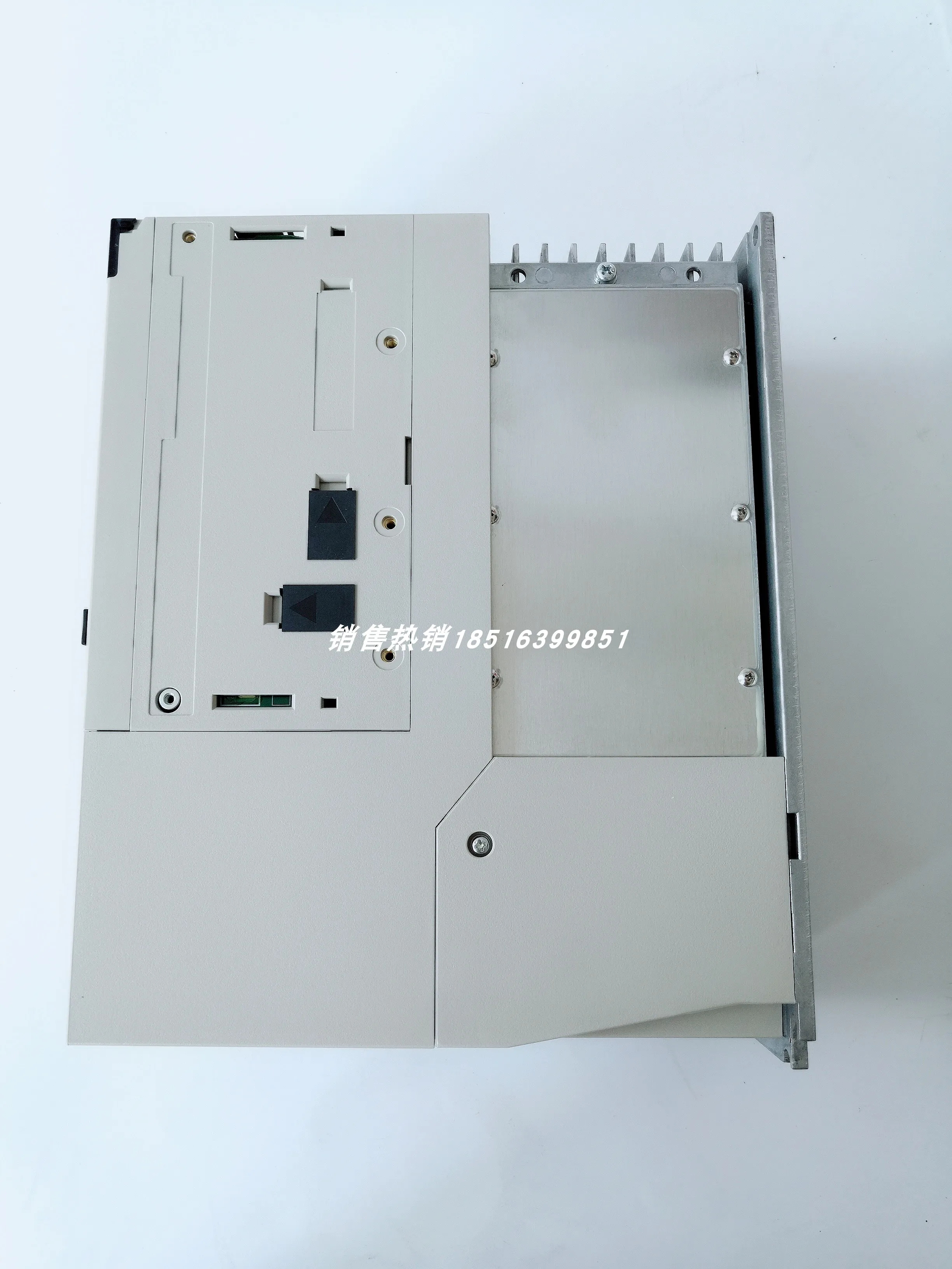 Yaskawa 서보 드라이브 SGD7S-330A10A002 SGD7S-330A00A0 신