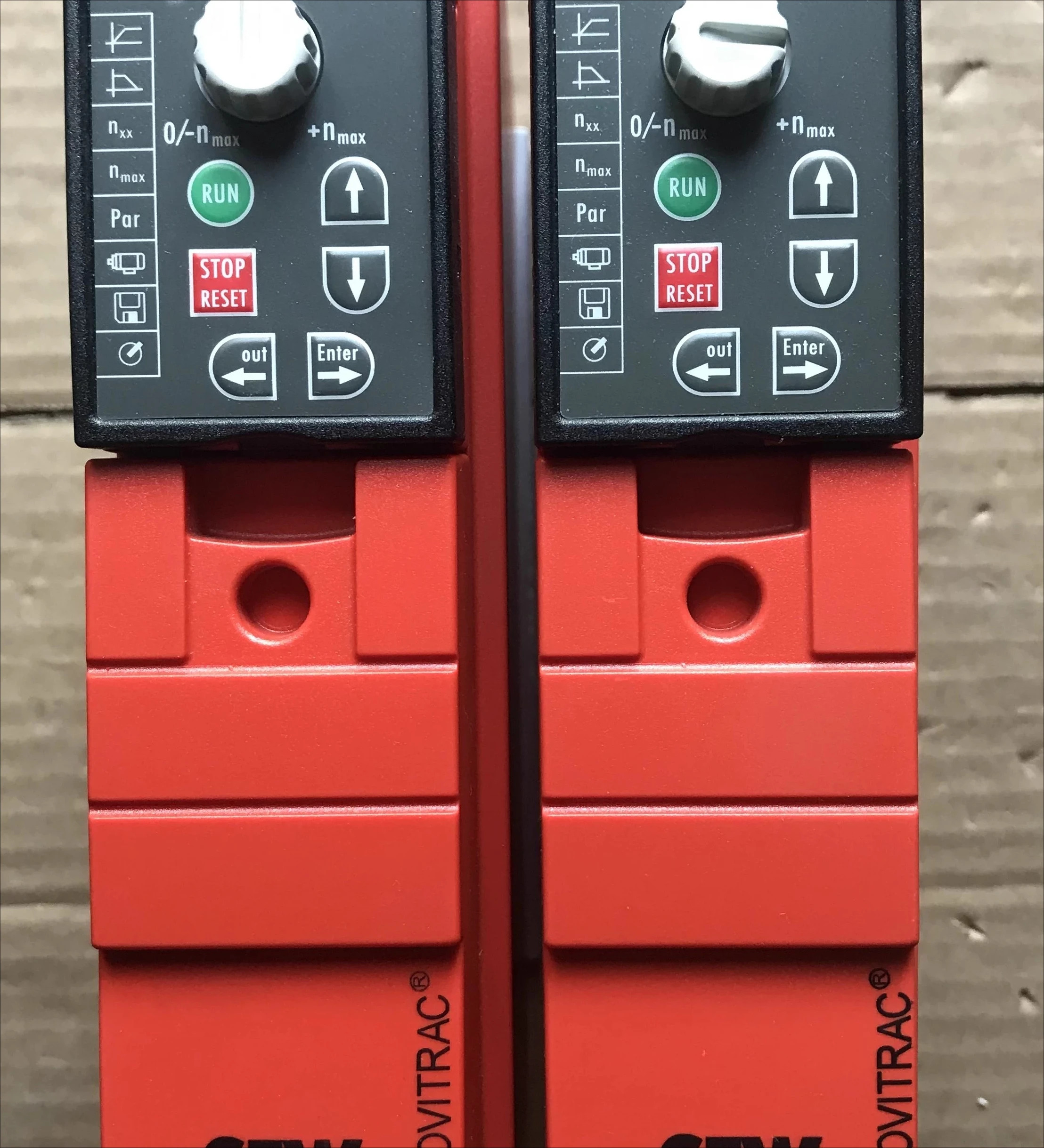 인버터 MC07B0001-5A3-4-00 3상 380V/0.37KW
