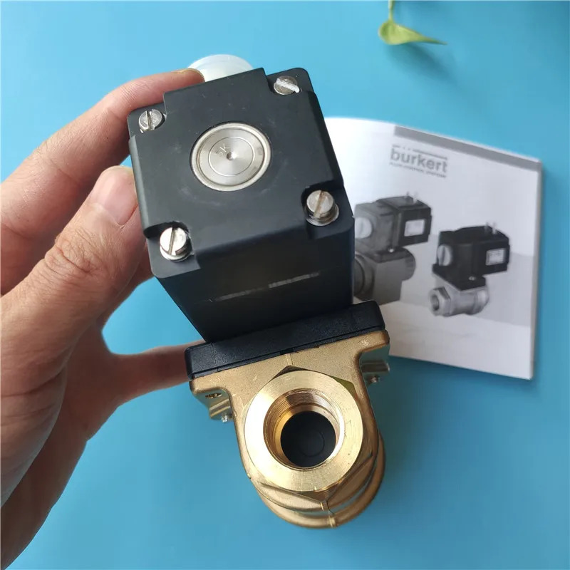 Burkert 솔레노이드 밸브 0131 B 15.0 NBR MS G1/2 AC 00046643