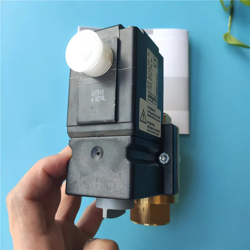 Burkert 솔레노이드 밸브 0131 B 15.0 NBR MS G1/2 AC 00046466