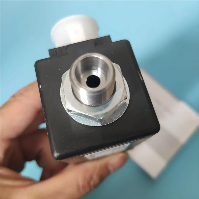 Burkert 솔레노이드 밸브 0355C 2.0 양방향 3방향 직동식 플런저 00049025 독일