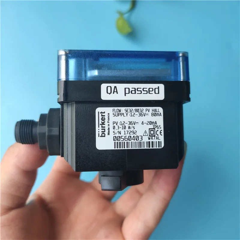 Burkert 유량센서 8032 4-20mA 00449694 00436473