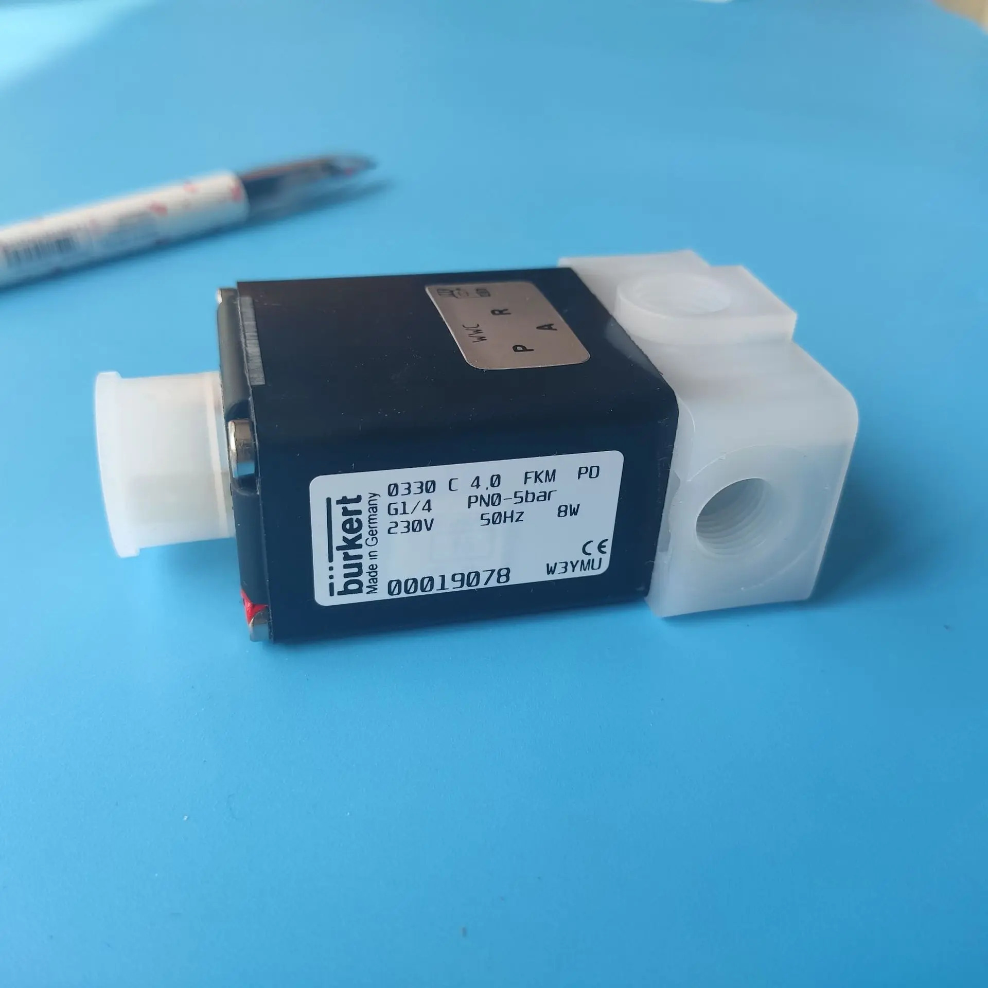 BURKERT0330 솔레노이드 밸브 A 3.0 FKM 00069006 00019078