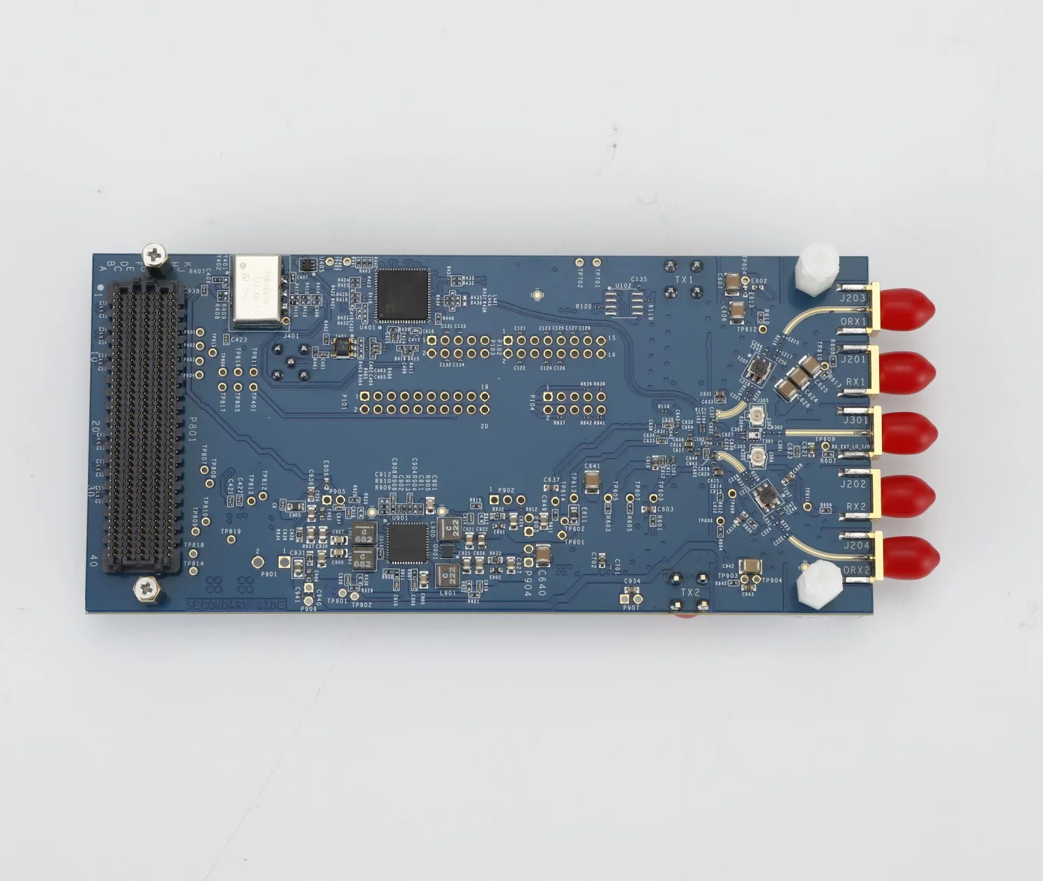 ADRV9009 소프트웨어 무선 RF 도터 보드
