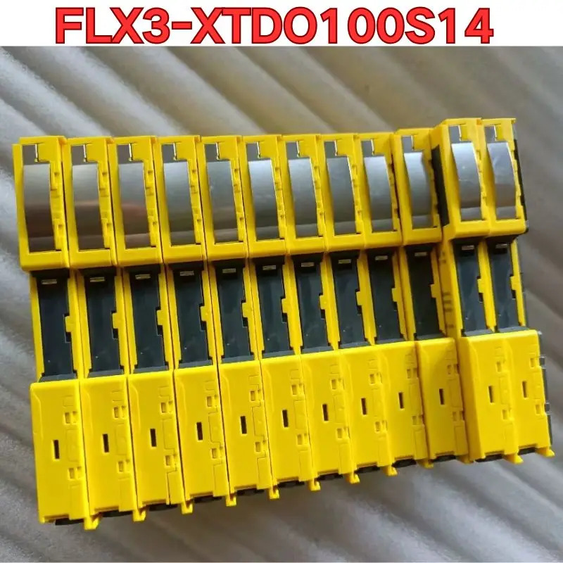리퍼 FLX3-XTDO100S14 안전 제어 장치 기능 정상