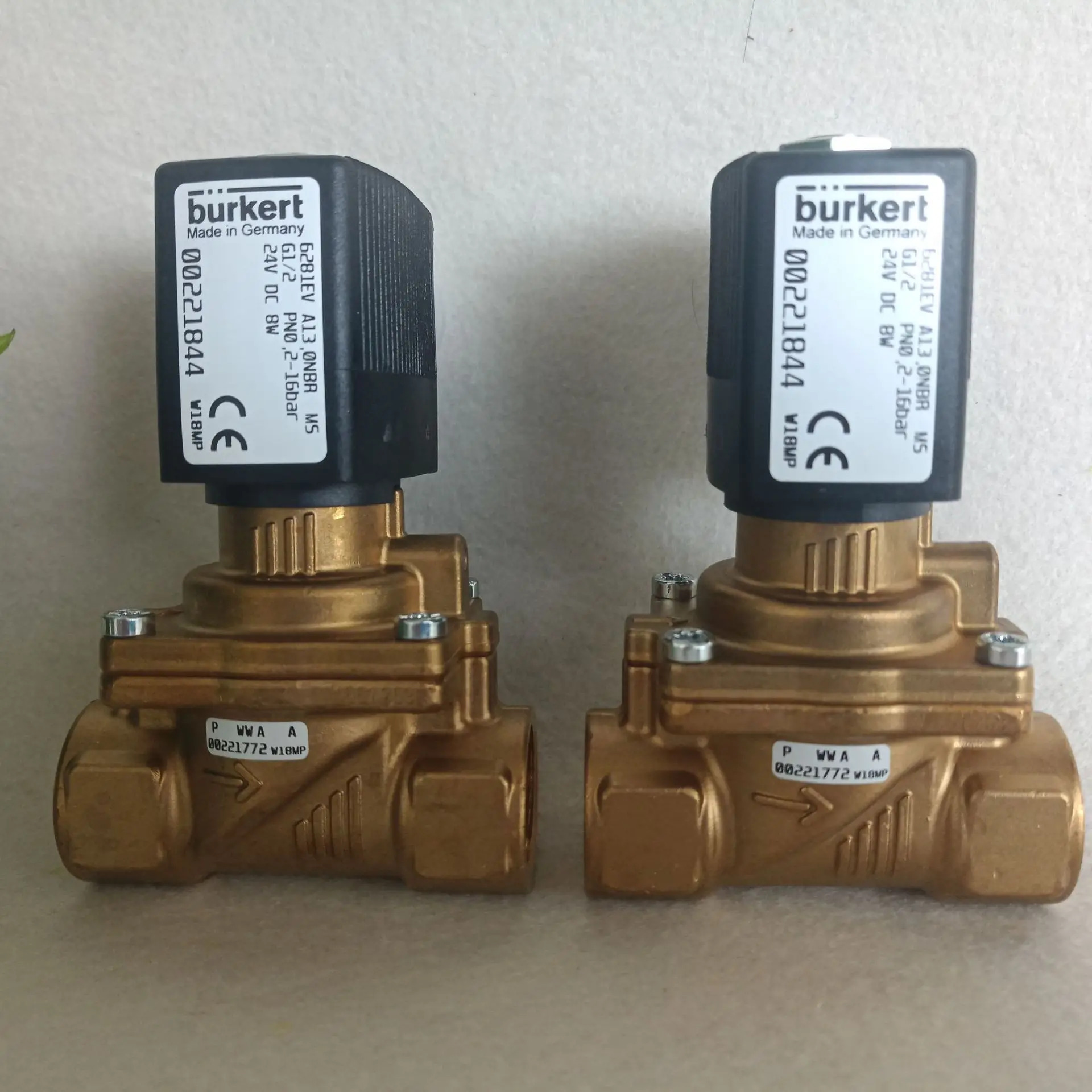 Burkert 솔레노이드 밸브 6281EV NBR MS G1/2 24VDC 유체 00221844