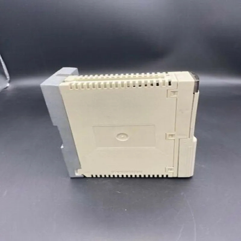 PLC 모듈 TSXSUP1011 상태
