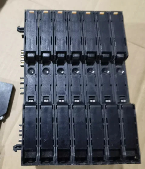 APS5-18F-E2 APS5-18F-E APS5-18F-Z APS5-18GM호환-Z APS4-12M-E1 1315550000 UR20
