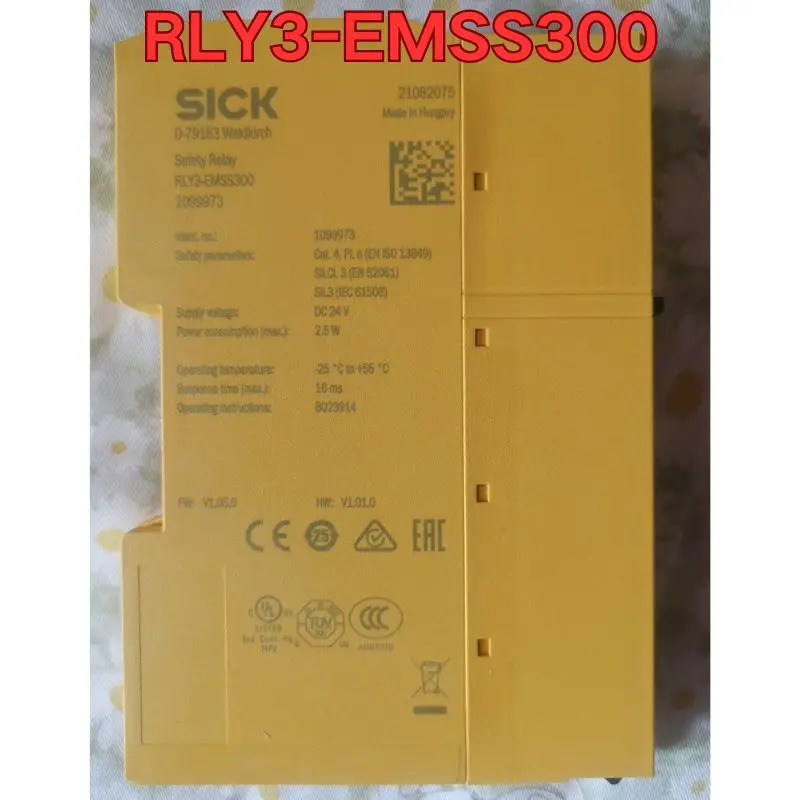 RLY3-EMSS300 안전 릴레이 신