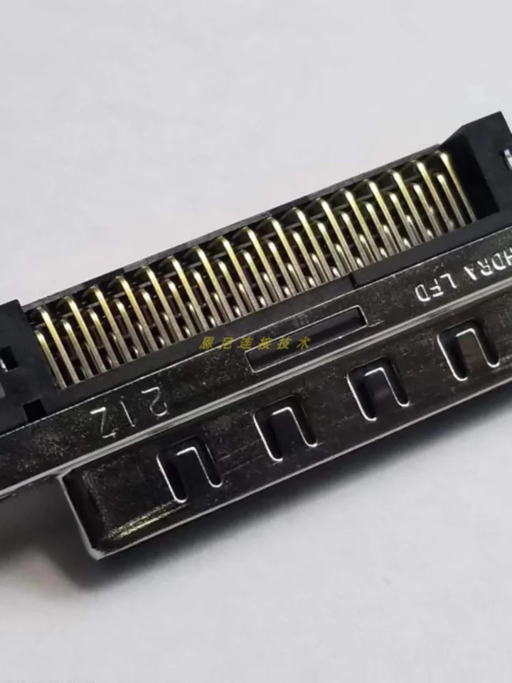 HDRA-EC68LFDT Benduo SCSI VHDCI 라투 보드 커넥터 0.8mm 피치 68PIN