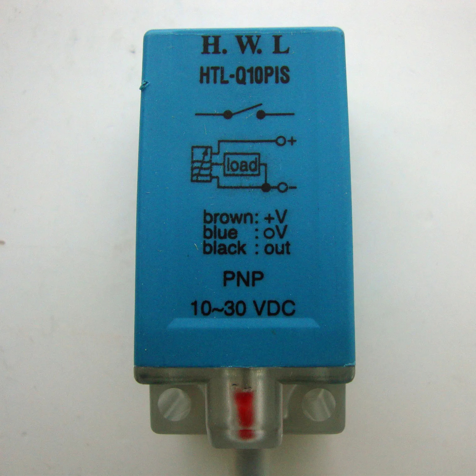 HWL 스퀘어 스위치 PNP 타입 HTL-Q10P1S 포장 오리지널 2 10mm 감지 거리