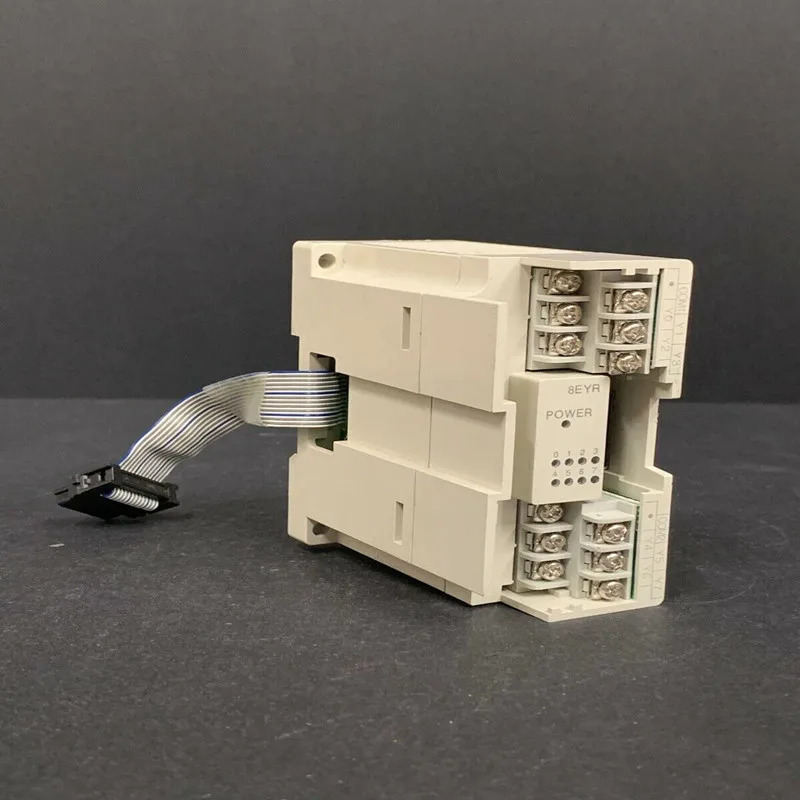 PLC 모듈 FX2N-8EYR-ES FX2N-8EYR-UL 상태