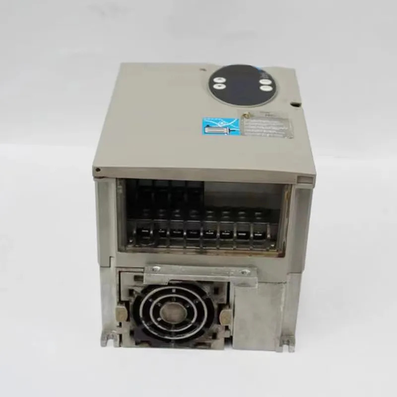 주파수 변환기 LXM05CD22N4 상태