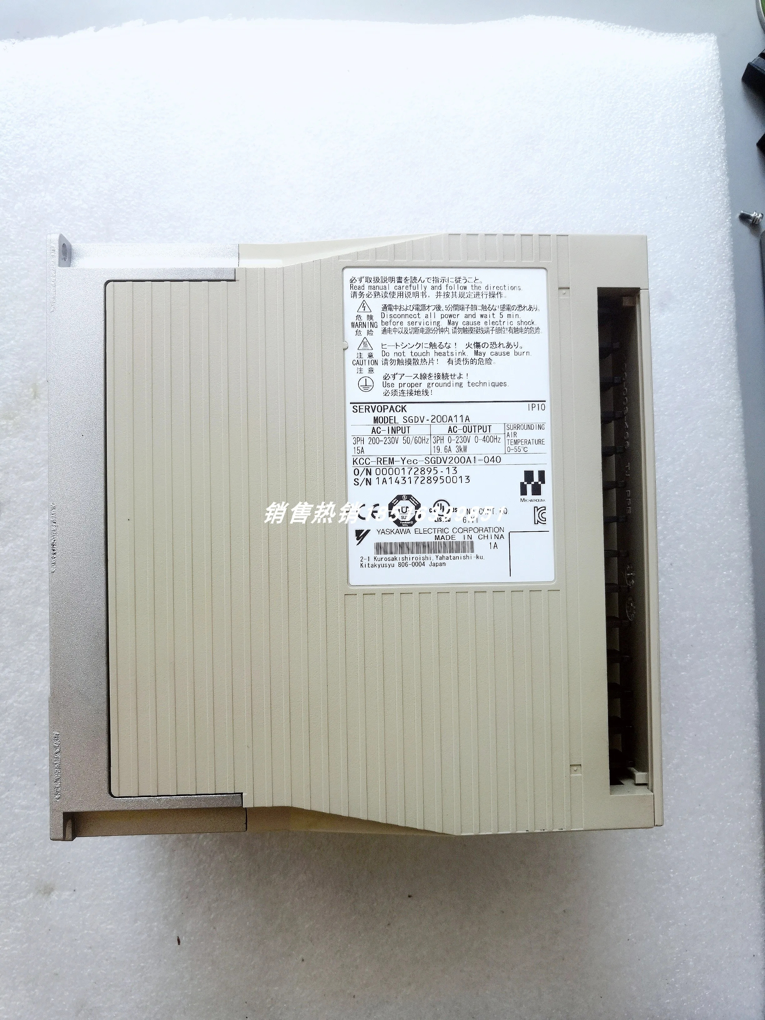 Yaskawa 드라이브 포장 SGDV-200A11A/SGDV-200A11A002000