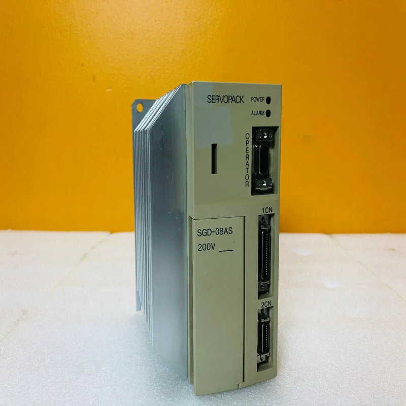 서보 드라이브 SGD-08AS 상태