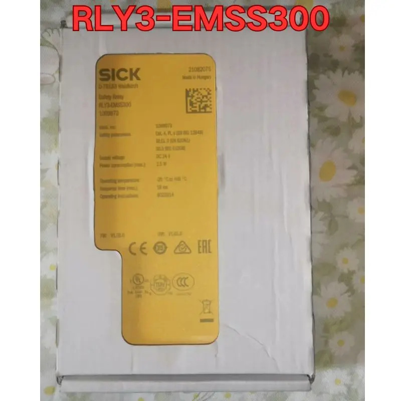 RLY3-EMSS300 안전 릴레이 신