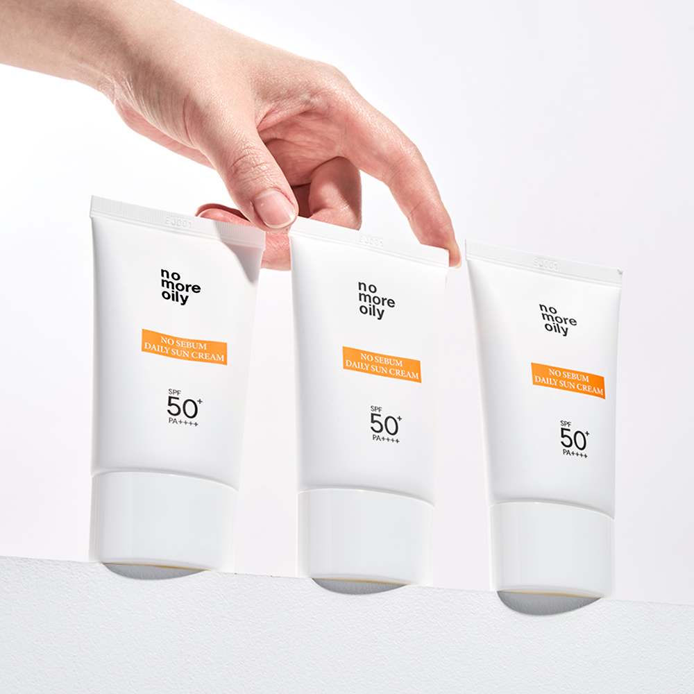 노모어오일리 무기자차 톤업 지성 노세범 선크림 SPF50+PA++++ 50ml, 1개 - 상세 이미지 4