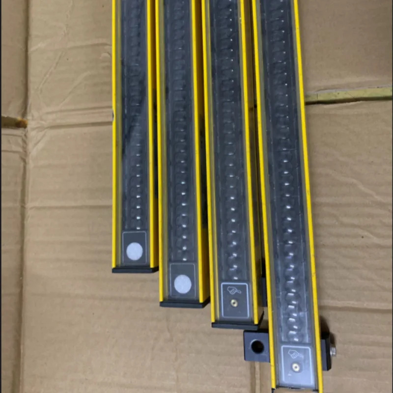 AB Rockwell 안전 라이트 격445L-R2S0480YD