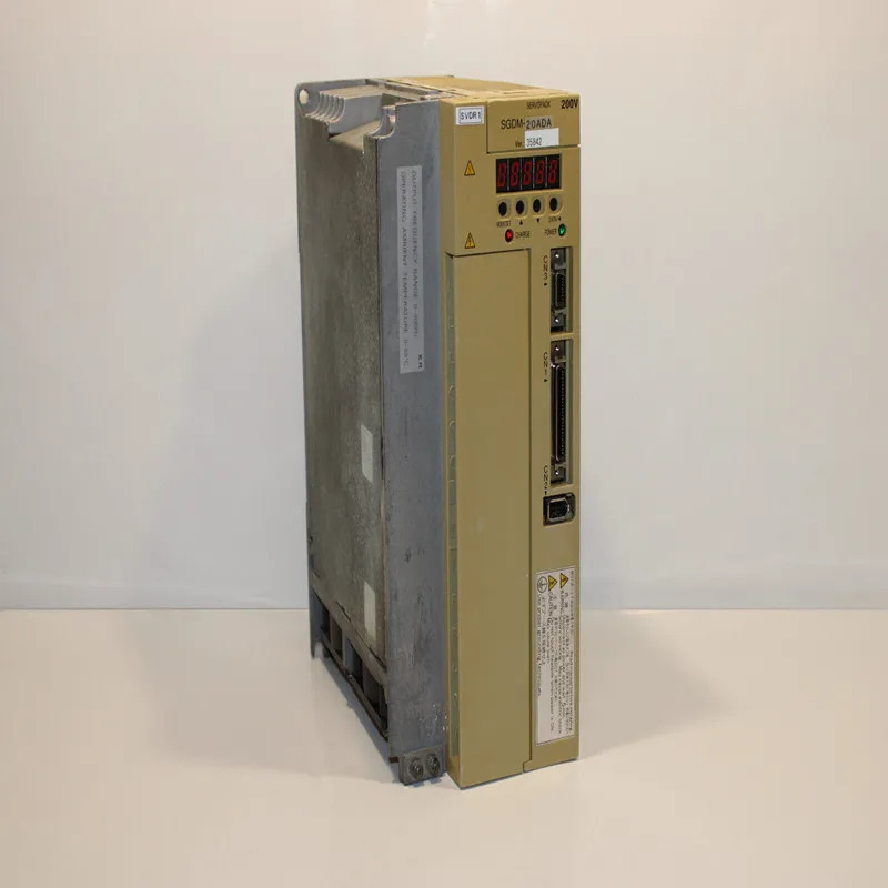 서보 드라이브 SGDM-20ADA