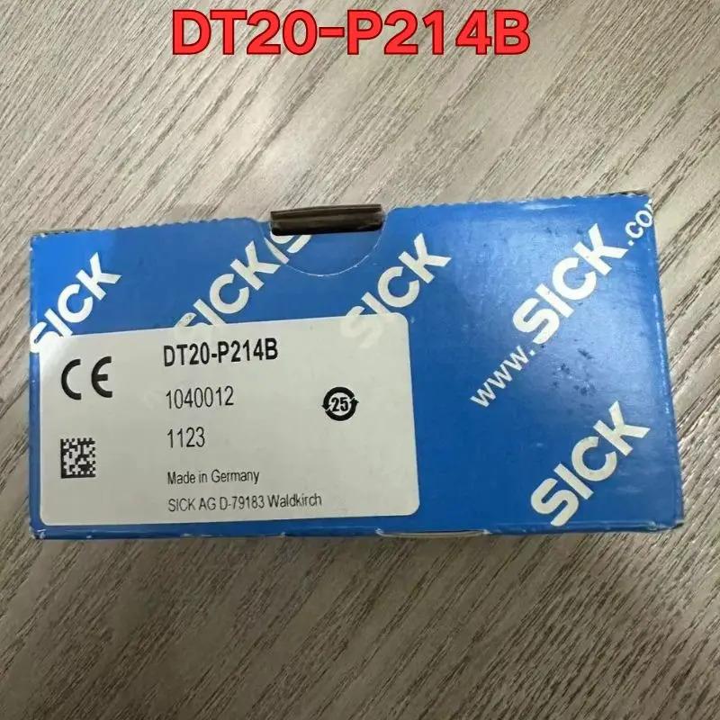 DT20-P214B 거리 센서 신