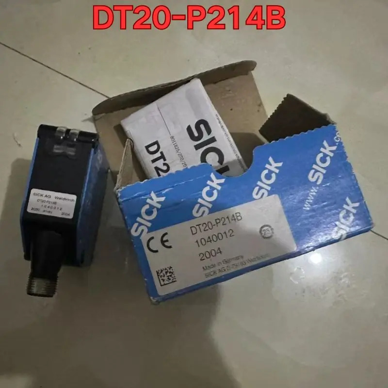DT20-P214B 거리 센서 신