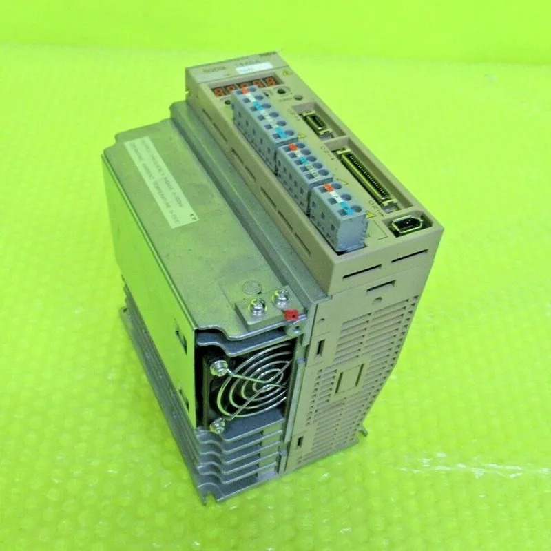 서보 드라이브 SGDM-15ADA