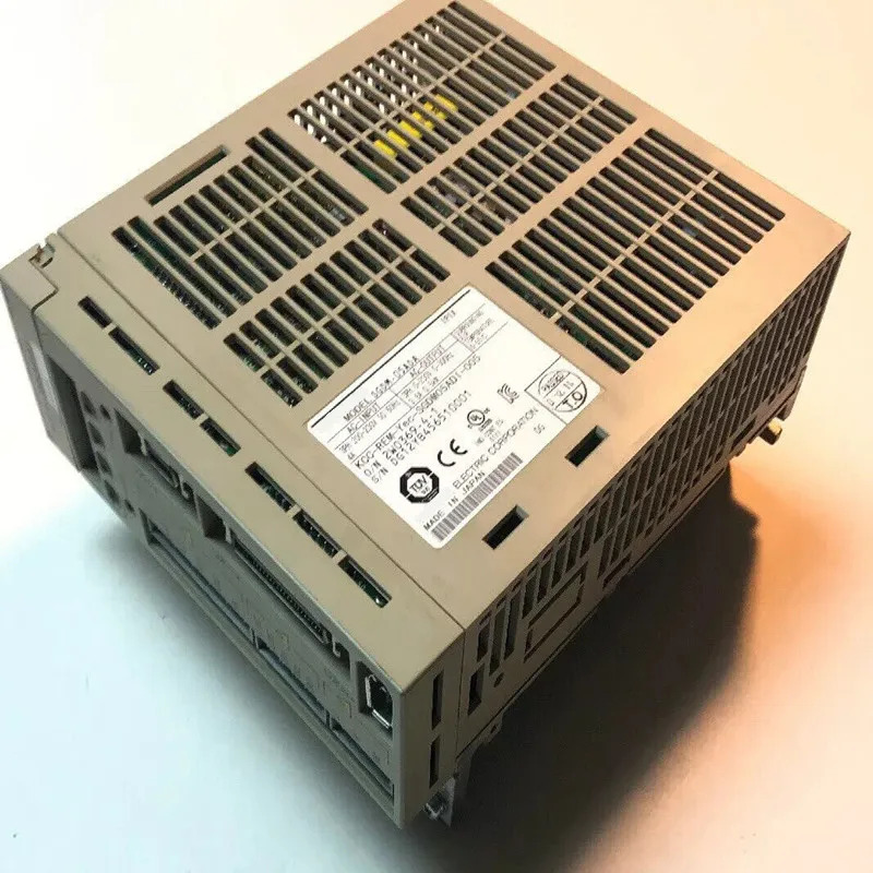 서보 드라이브 SGDM-05ADA