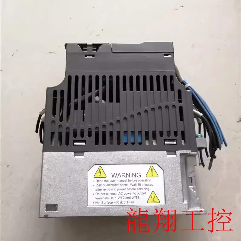VFD-E 인버터 AC 모터 드라이브 VFD004E43T 600HZ 380V 400W 0.5hp호환 1.5A 3상
