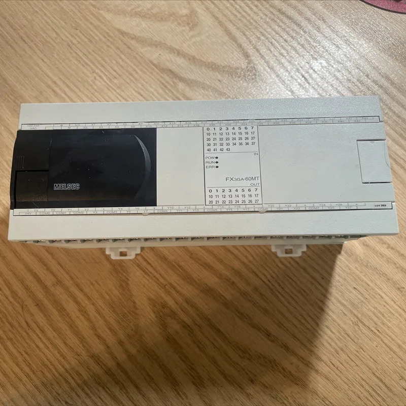 PLC 모듈 FX3GA-60MT-CM 상태