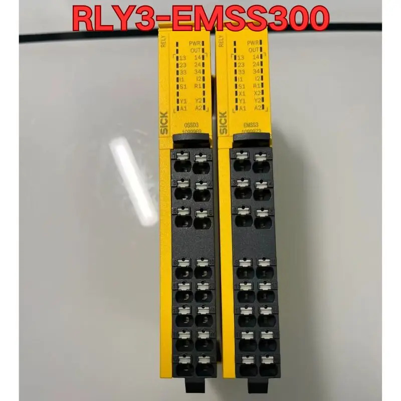 리퍼 RLY3-EMSS300 안전 제어 장치 기능 정상