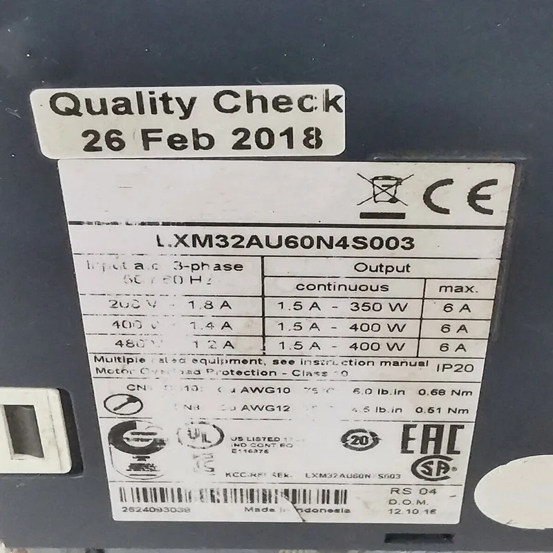 서보 드라이브 LXM32AU60N4 상태