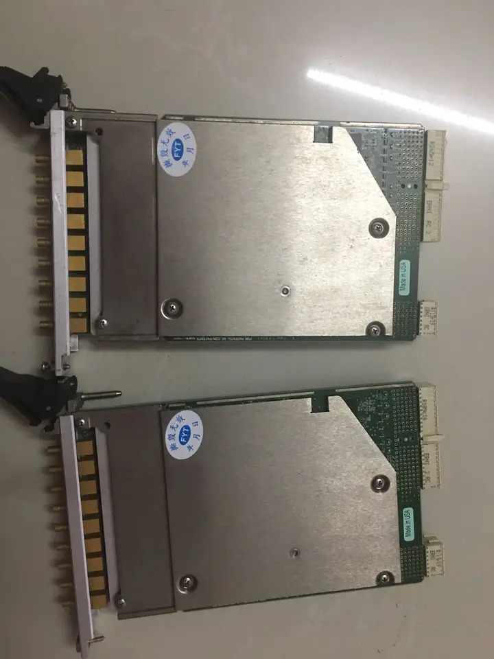 NI PXI-5105 고속 동기 데이터 수집 카드 디지타이저 8채널 60M