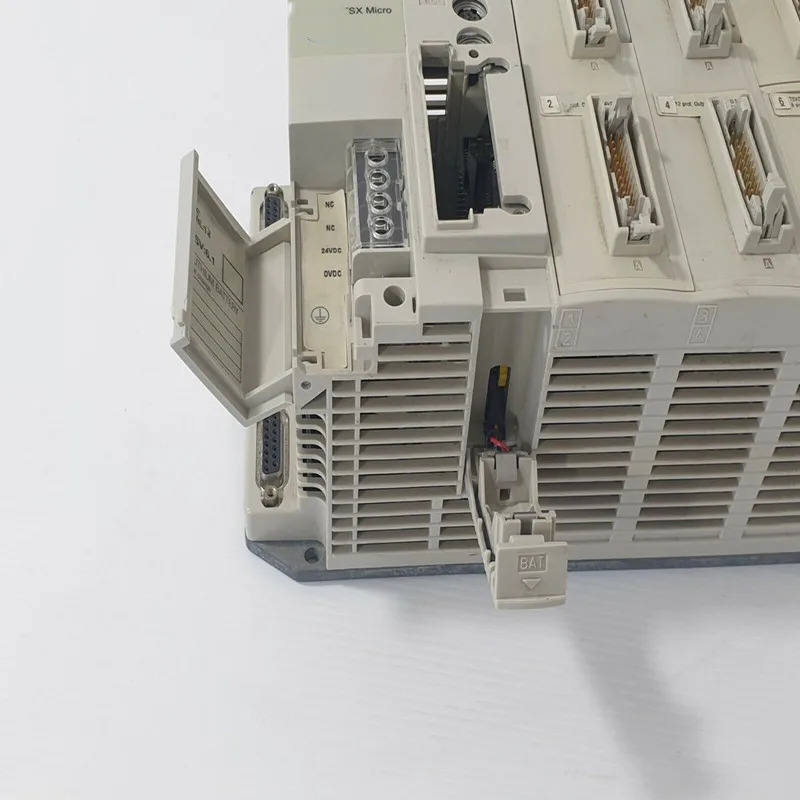 PLC 모듈 TSXDMZ28AR 상태