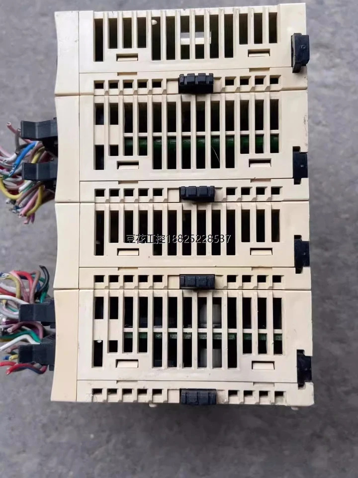 오리지널 PLC 모듈 TMM2DDO32TK TM100C24R TMM218LDA40DR4PHN