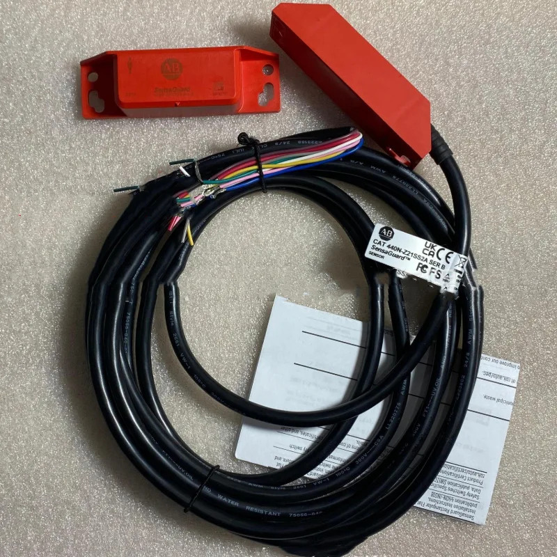 Guardmaster 비접촉식 스위치 440N-Z21SS2J