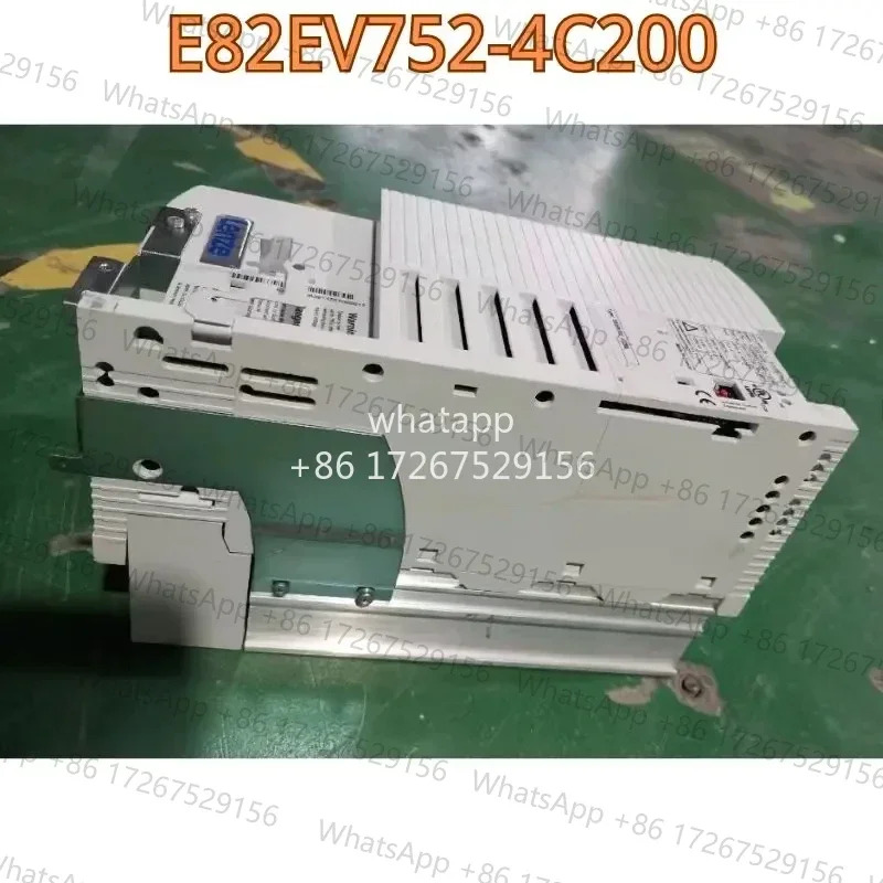 리퍼 주파수 변환기 E82EV752-4C200 기능 OK