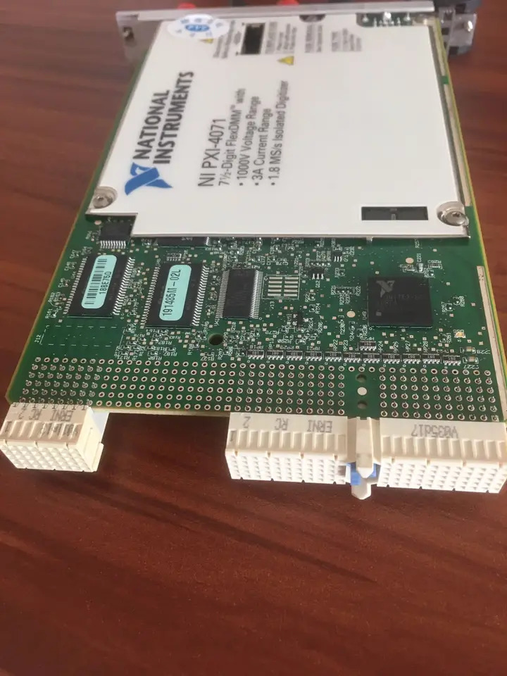 오리지널 NI PXI-4071 7 A 하프 디지털 멀티미터 778271-01
