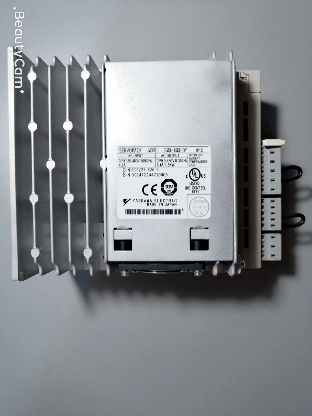 Yaskawa 드라이브 SGDH-15DE/SGDH-15DE-OY 포장 공급