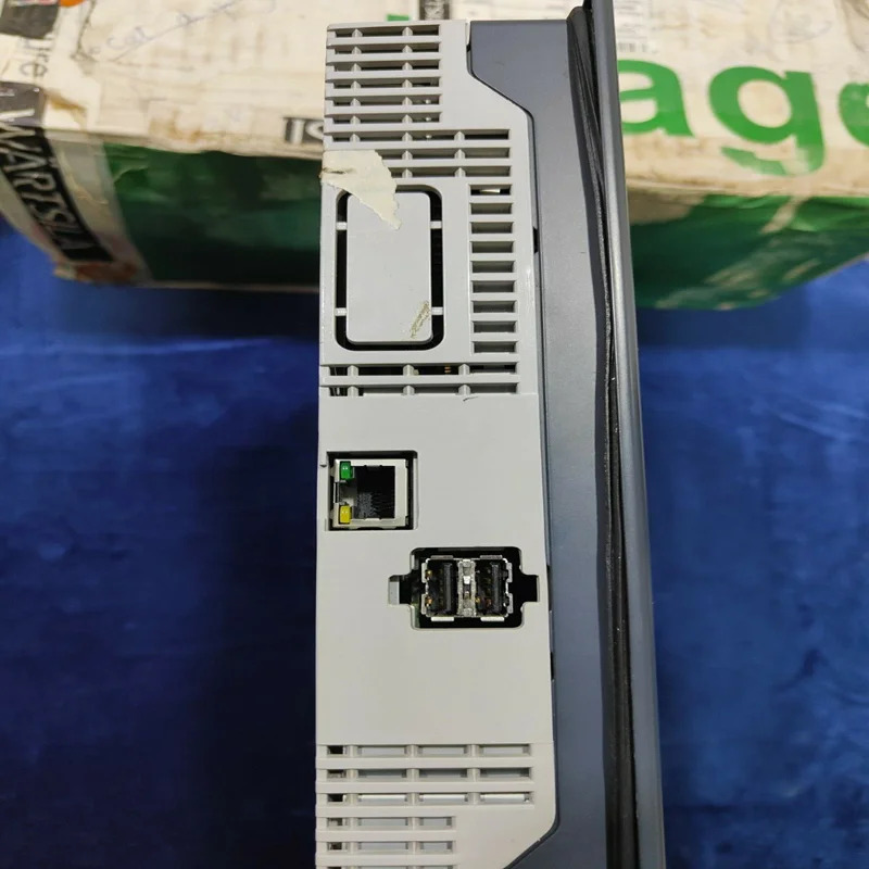 터치 스크린 XBT5330 상태