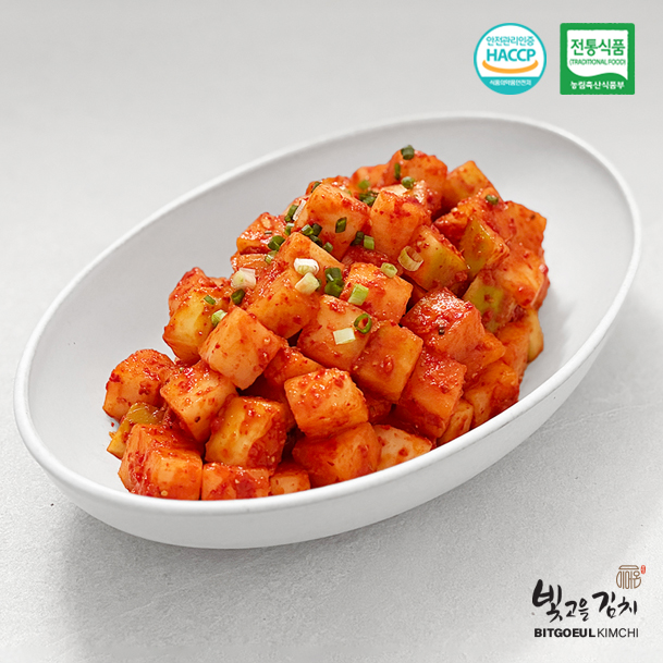 빛고을김치 아삭한 깍두기 1kg 국산재료 전라도 별미김치 당일생산 이어온 - 메인 이미지