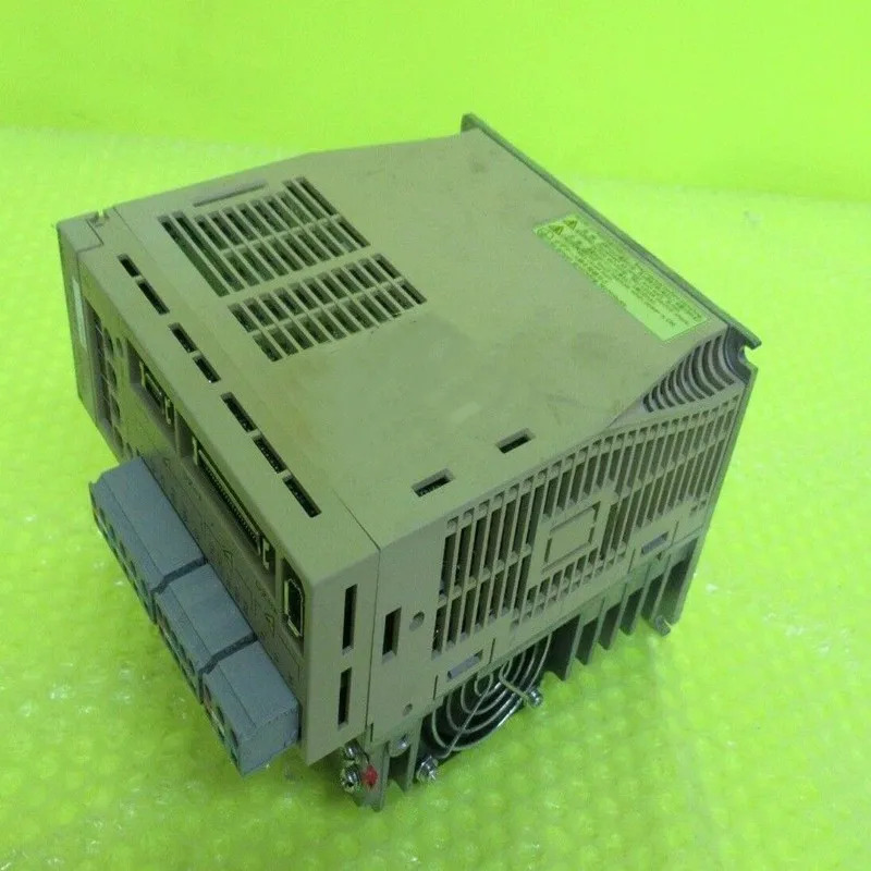 서보 드라이브 SGDM-15ADA