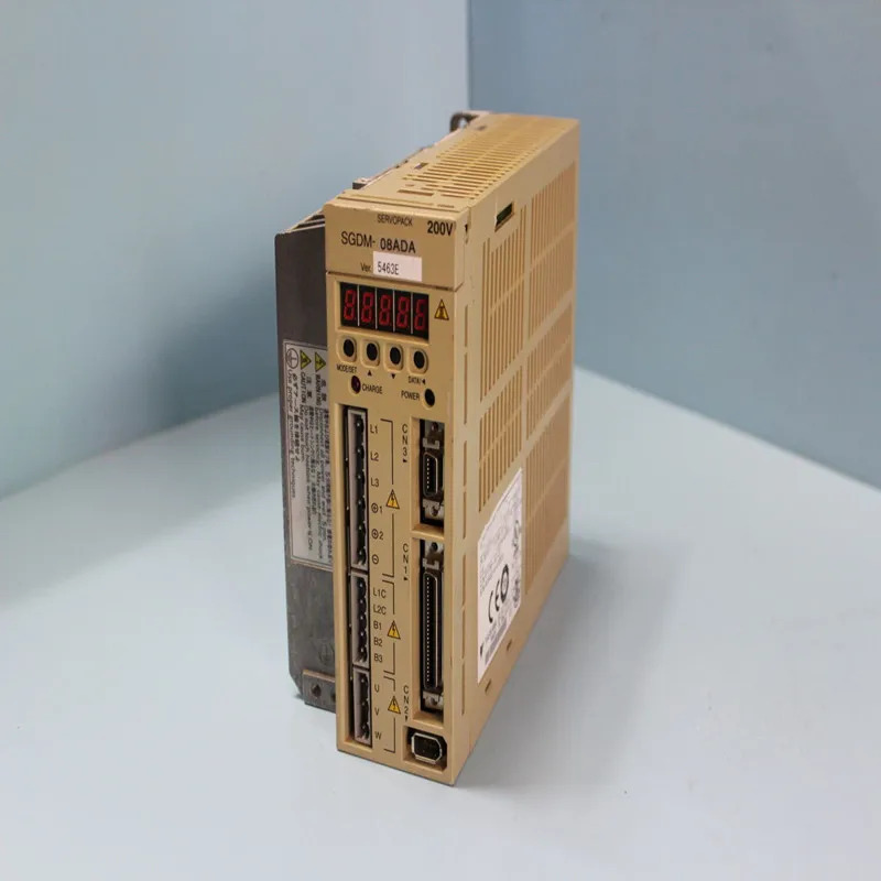 서보 드라이브 SGDM-08ADA