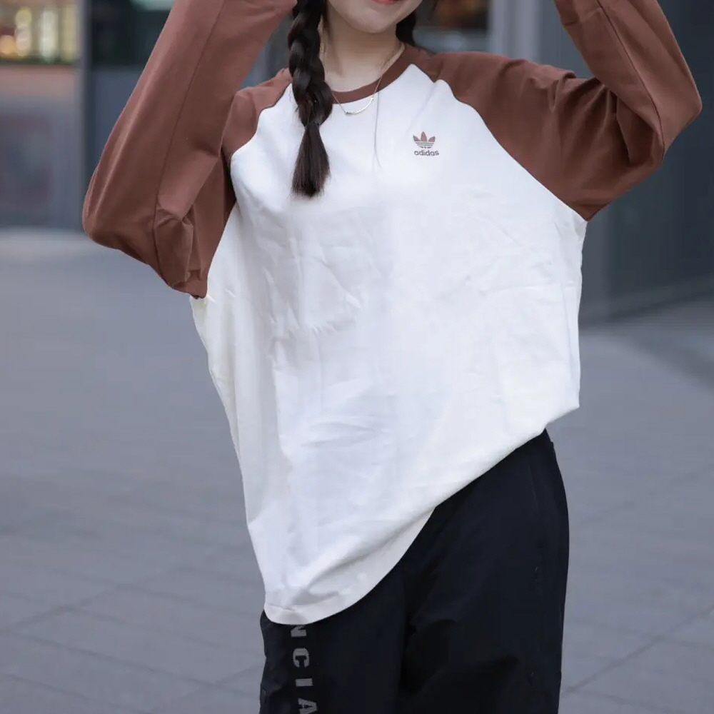아디다스 OG 레글로브 소프트핏 긴팔 티셔츠 브라운 JM8049, 그린 JM8050 - 상세 이미지 3
