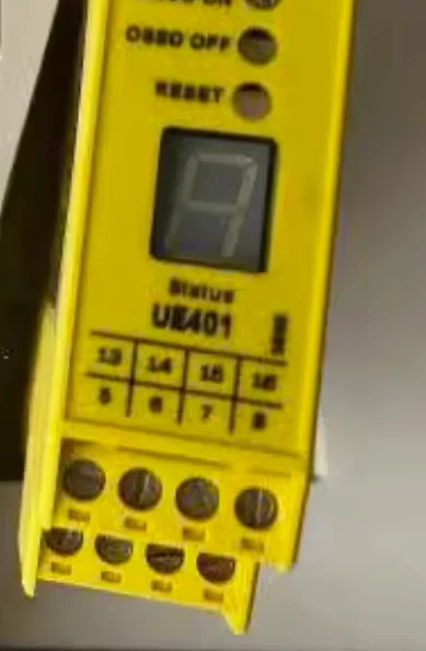 UE 401-A0010 6SL3210-1SE24-5AA0 6FX2001-5JE24-2DC1 210-722 2094-BC04-M03-S 3VM1125-4E32-0AA0