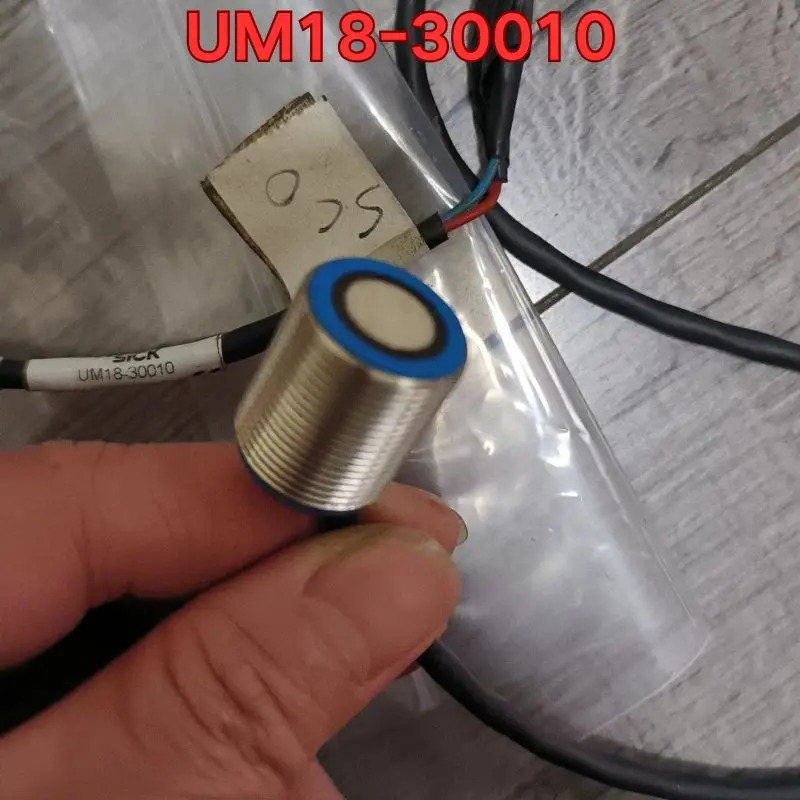 리퍼 UM18-30010 센서 기능 정상