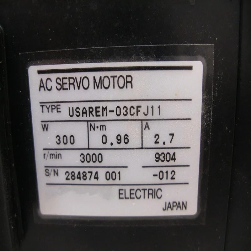 서보모터 USAREM-03CFJ11 상태